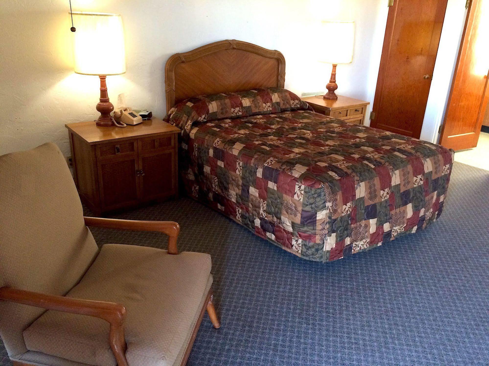 Connell Inn And Suites Экстерьер фото